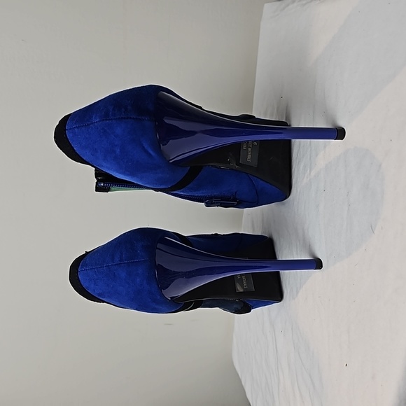 Qupid Low Booties (6) - Picture 4 of 9